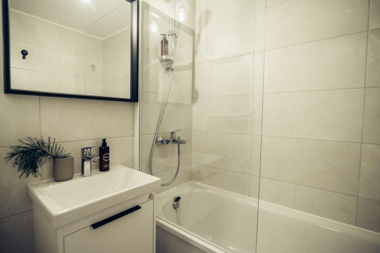 Pine Apartment Вісаґінас Екстер'єр фото